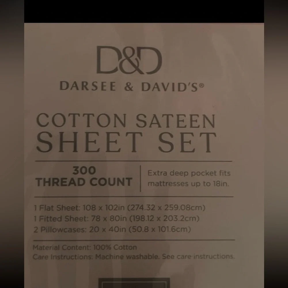 300 THREAD COUNT  COTTON SATEEN SHEET SET  *King* BY D&D DARSEE & DAVID'S